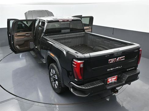 Used 2025 GMC Sierra 2500 Denali w/ Denali Reserve Package AWD/4WD image 48