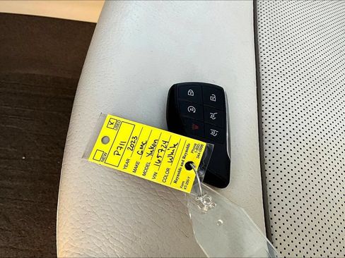 Used 2023 GMC Yukon Denali AWD/4WD image 35