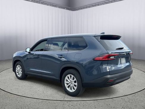 Used 2025 Toyota Grand Highlander FWD image 9