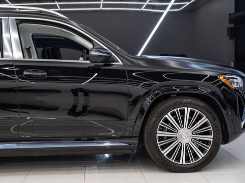 Used 2022 Mercedes-Benz Maybach GLS 600 4MATIC image 11