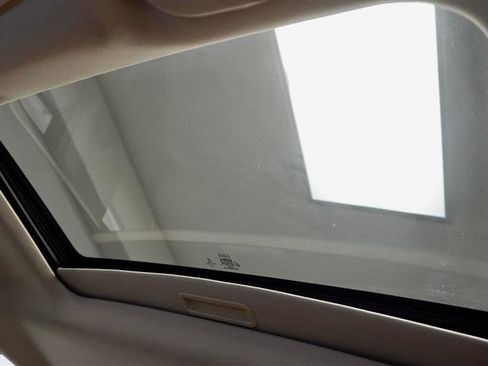 Used 2016 Ford Taurus Limited image 26