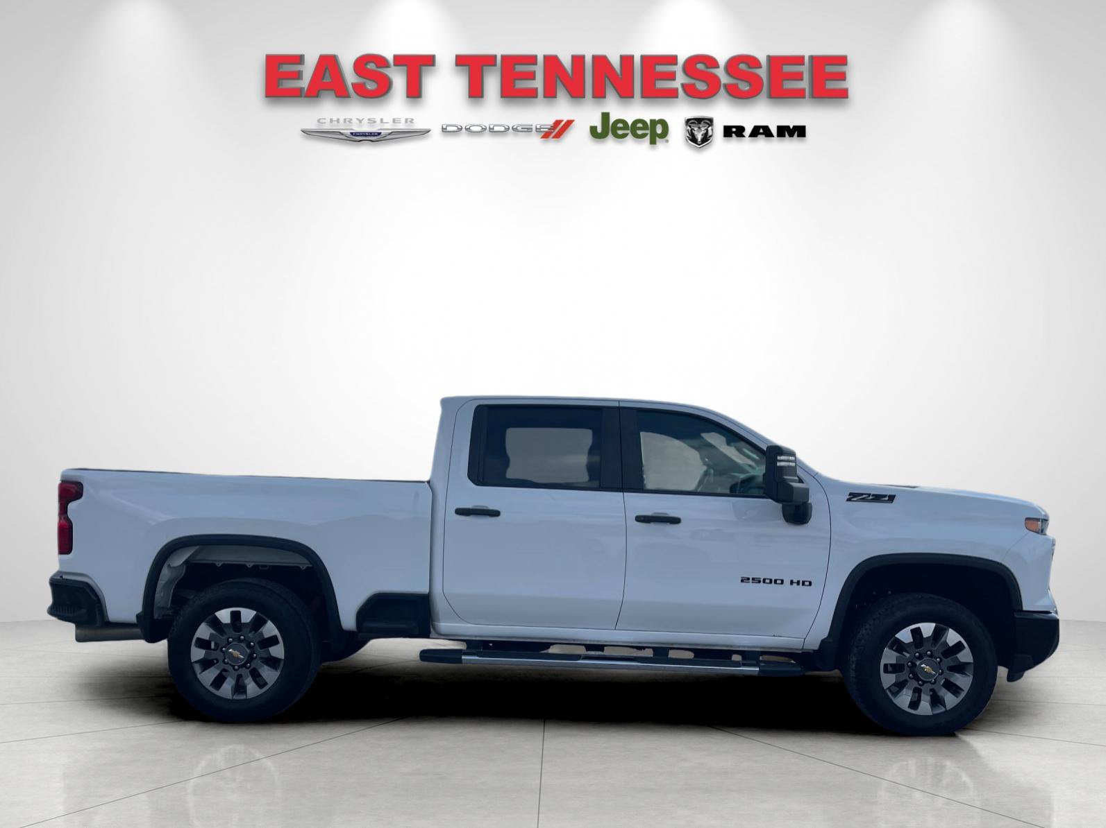 Used 2024 Chevrolet Silverado 2500 Custom w/ Custom Value Package AWD/4WD image 2