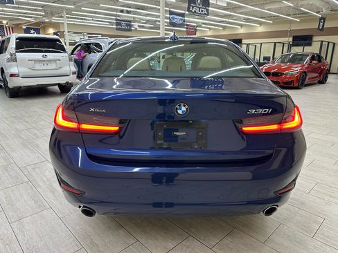 Used 2019 BMW 330i xDrive Sedan w/ Driving Assistance Package image 8