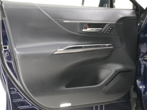 Used 2021 Toyota Venza Limited w/ Advanced Technology Package image 14