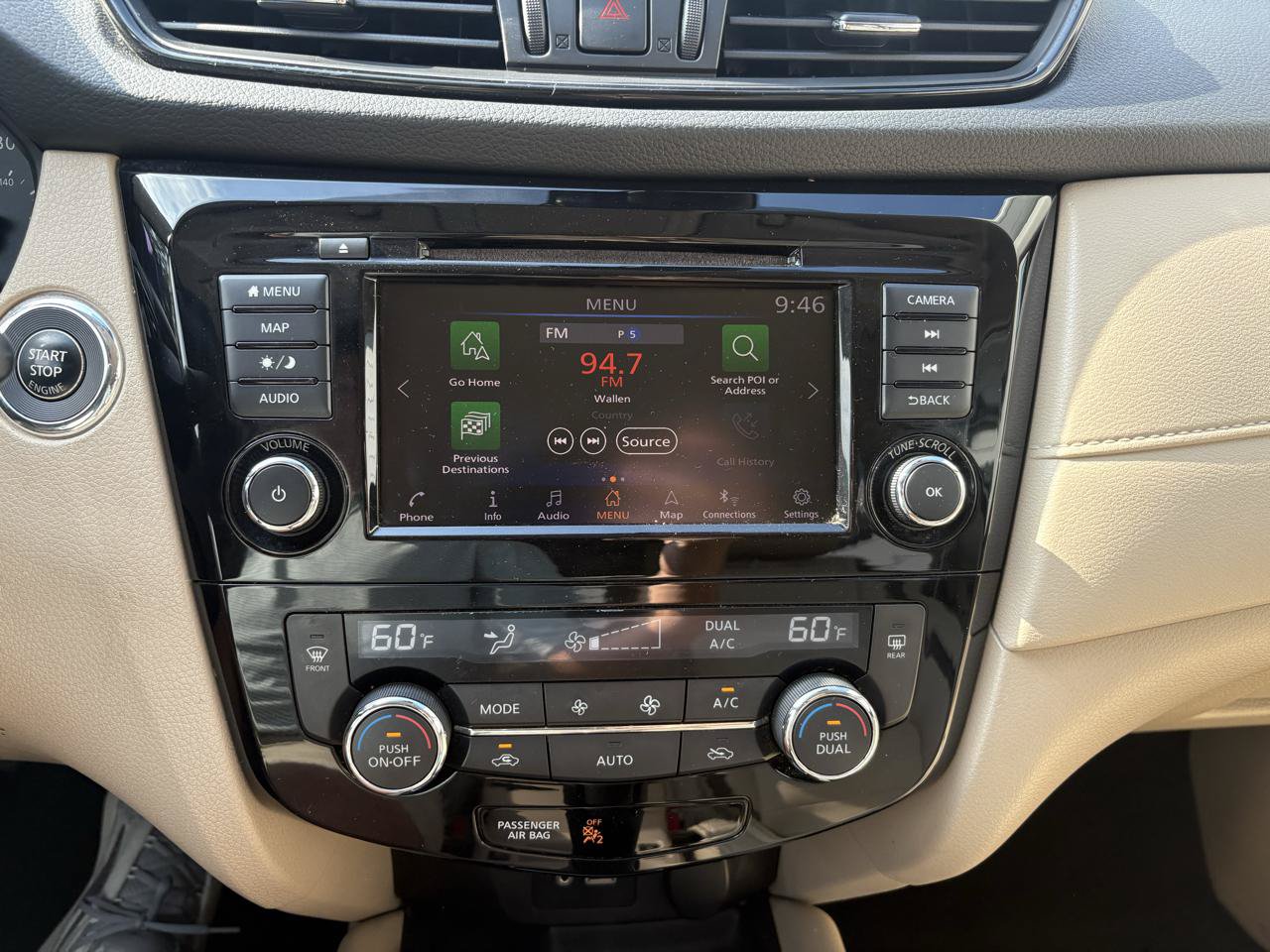 Used 2019 Nissan Rogue SV w/ Sun & Sound Touring Package FWD image 11
