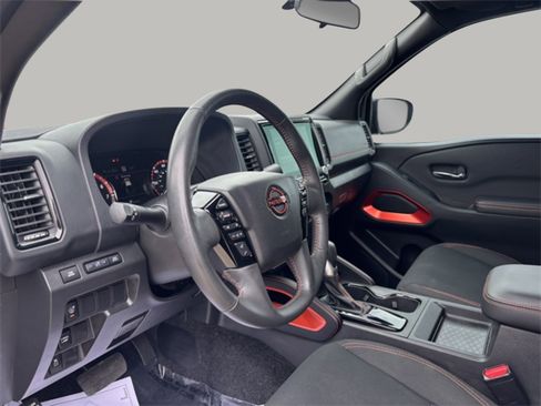 Used 2024 Nissan Frontier Pro-X w/ Technology Package image 14