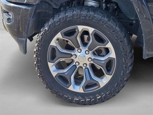 Used 2023 RAM 1500 Limited w/ Body Color Bumper Group AWD/4WD image 14