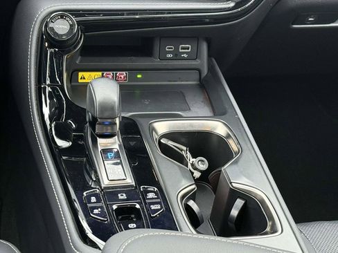 Used 2024 Lexus NX 450h+ AWD w/ Luxury Package image 19