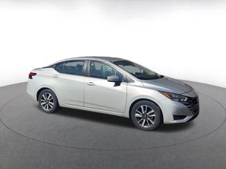 Used 2025 Nissan Versa SV video 2
