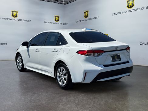 Used 2020 Toyota Corolla LE w/ Carpet Mat Package (TMS) FWD image 3