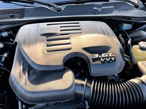 Used 2017 Dodge Challenger GT w/ Driver Convenience Group image 9