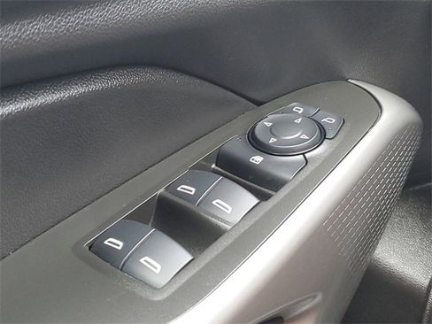 Used 2024 Chevrolet Trax RS image 23