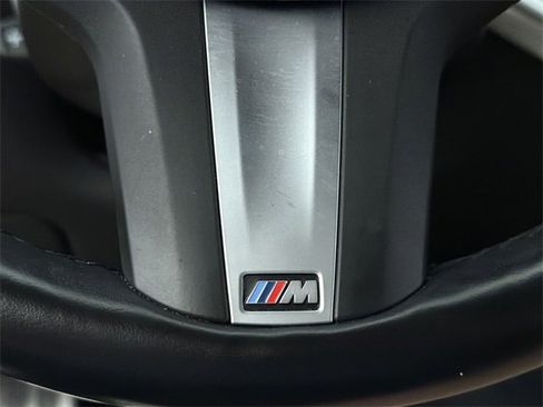 Used 2023 BMW X7 xDrive40i w/ Executive Package image 32