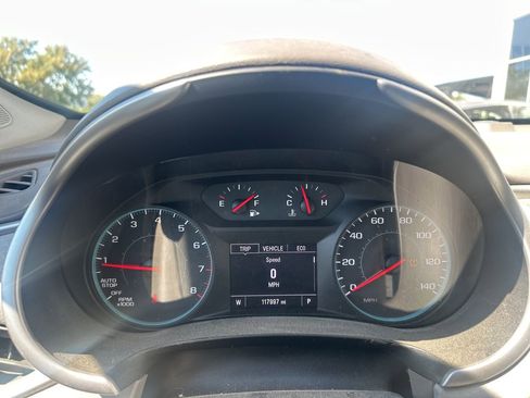 Used 2018 Chevrolet Malibu LS image 14