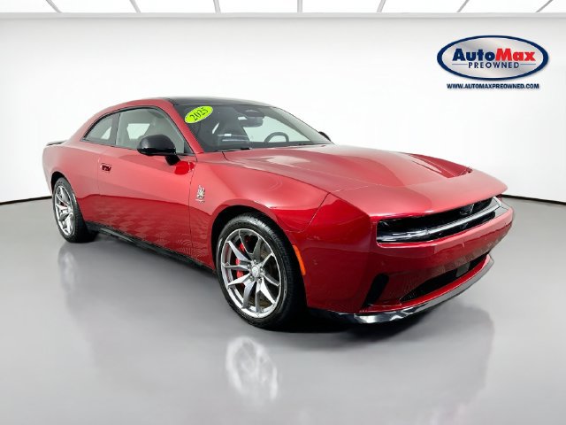 Used 2025 Dodge Charger Daytona Scat Pack w/ Track Pack AWD/4WD image 1
