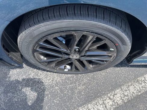 New 2026 Toyota Camry SE w/ Convenience Package FWD image 4