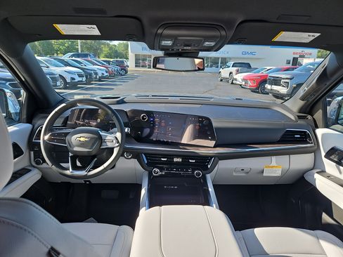 New 2025 Chevrolet Tahoe Premier image 2