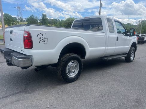 Used 2016 Ford F250 XL w/ Power Equipment Group AWD/4WD image 6
