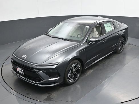 New 2026 Hyundai Sonata SEL FWD image 41