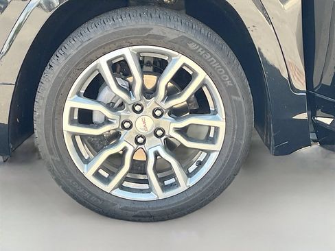 Used 2024 GMC Terrain Denali w/ Denali Premium Package AWD/4WD image 30
