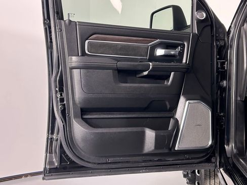 Used 2025 RAM 3500 Laramie AWD/4WD image 35