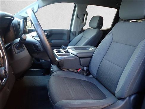 Used 2021 Chevrolet Silverado 1500 LT AWD/4WD image 9