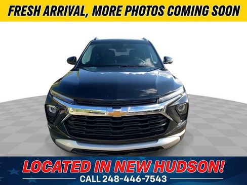Used 2024 Chevrolet TrailBlazer LT w/ Driver Confidence Package AWD/4WD image 5