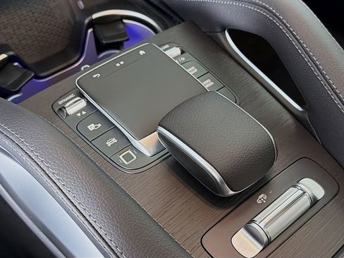 New 2026 Mercedes-Benz GLS 580 4MATIC image 20
