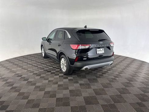 Used 2020 Ford Escape SE FWD image 9