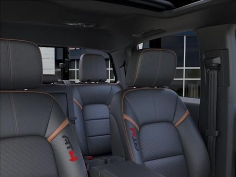 Used 2026 GMC Canyon AT4 w/ Technology Plus Package AWD/4WD image 24