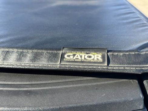 Used 2020 Chevrolet Silverado 2500 LTZ image 17