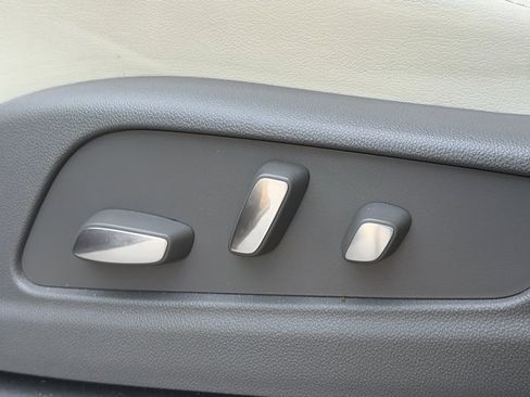 Used 2024 Cadillac XT5 Premium Luxury w/ Technology Package image 19