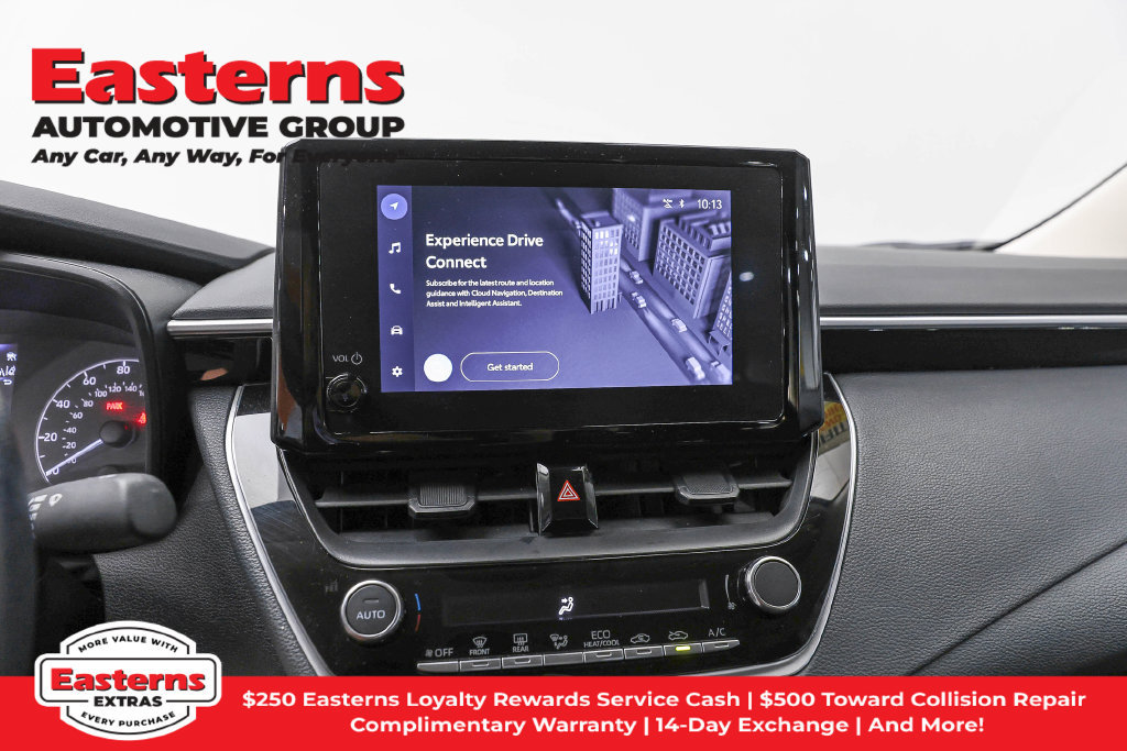 Used 2025 Toyota Corolla LE FWD image 12