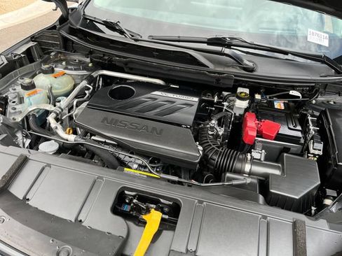 Used 2025 Nissan Rogue SL w/ SL Premium Package AWD/4WD image 30