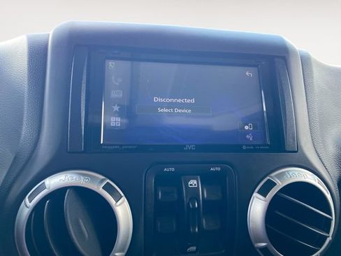 Used 2016 Jeep Wrangler Unlimited Sahara w/ Max Tow Package AWD/4WD image 24