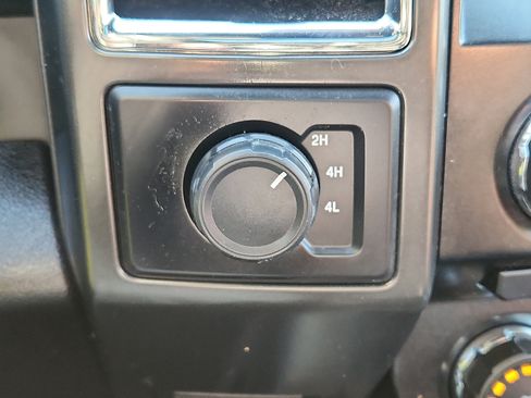 Used 2016 Ford F150 XLT w/ Equipment Group 302A Luxury image 25