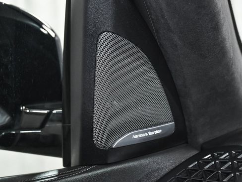 Used 2023 BMW X7 xDrive40i w/ Executive Package image 45