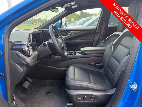 Used 2024 Chevrolet Blazer EV LT AWD/4WD image 17