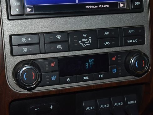 Used 2011 Ford F250 Lariat w/ Lariat Ultimate Pkg image 13