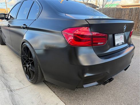 Used 2018 BMW M3 image 44
