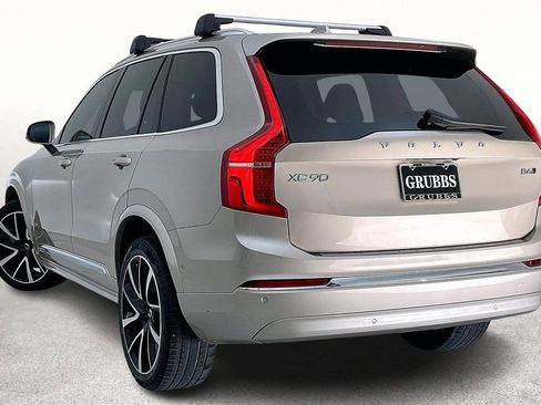Used 2023 Volvo XC90 B6 Plus w/ Protection Package Premier image 17