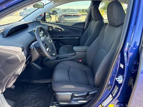 Used 2016 Toyota Prius Two FWD image 15