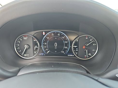 Used 2023 Buick Enclave Avenir AWD/4WD image 21