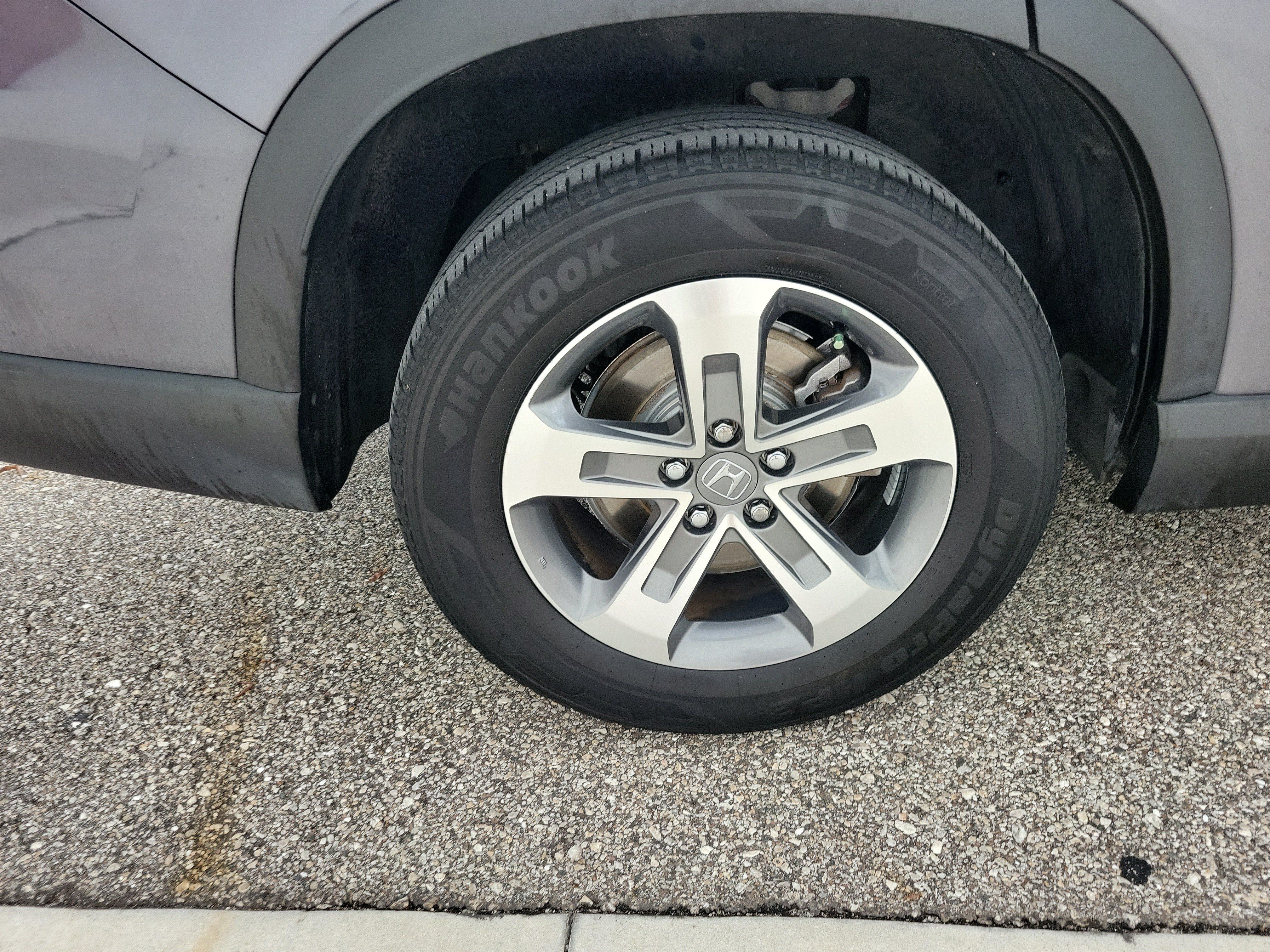 Used 2024 Honda Pilot EX-L image 10