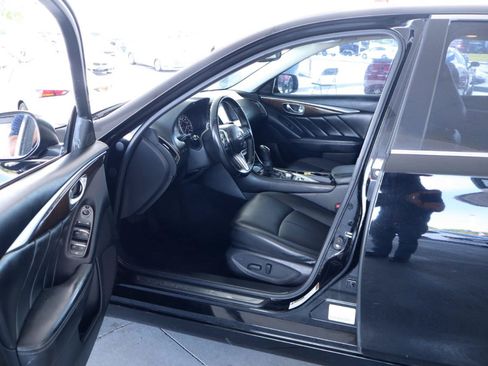 Used 2018 INFINITI Q50 Luxe RWD image 14