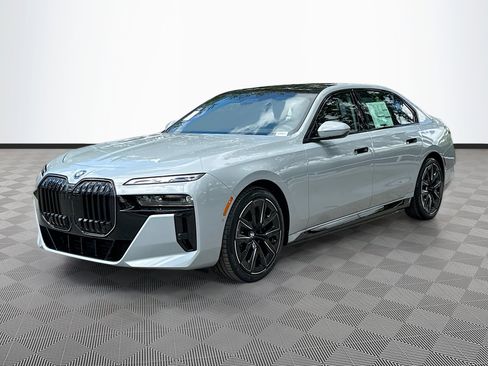 New 2025 BMW i7 xDrive60 image 3