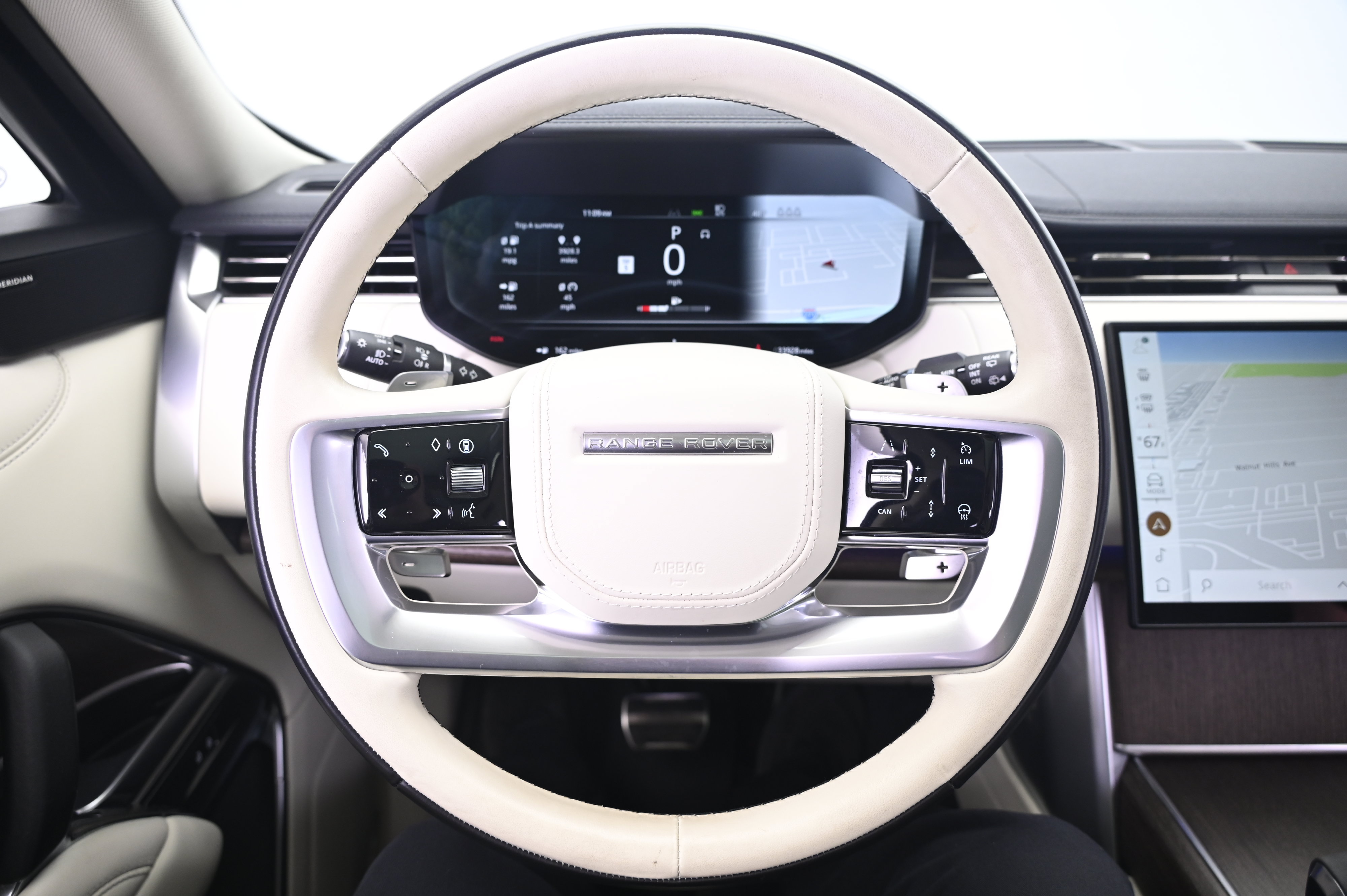 Used 2024 Land Rover Range Rover SE AWD/4WD image 33