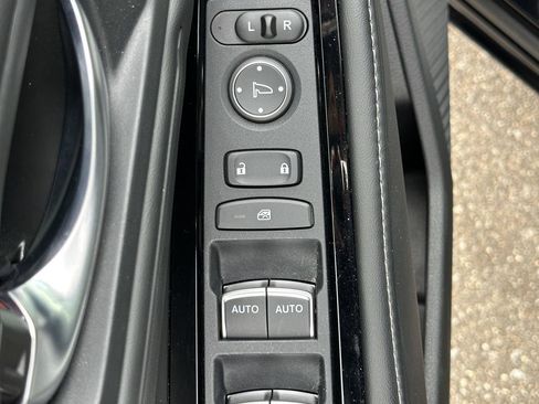 Certified 2024 Honda Accord Touring image 11