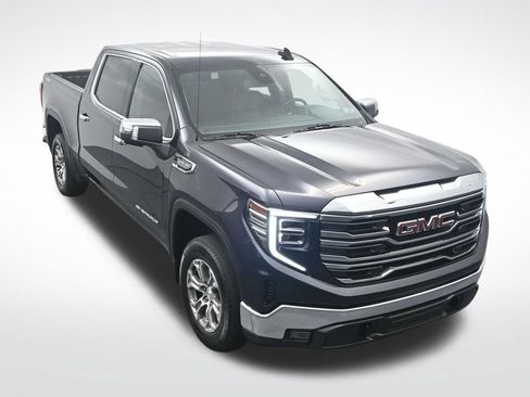 Used 2025 GMC Sierra 1500 SLT AWD/4WD image 31