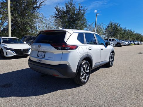 Certified 2023 Nissan Rogue SV image 5